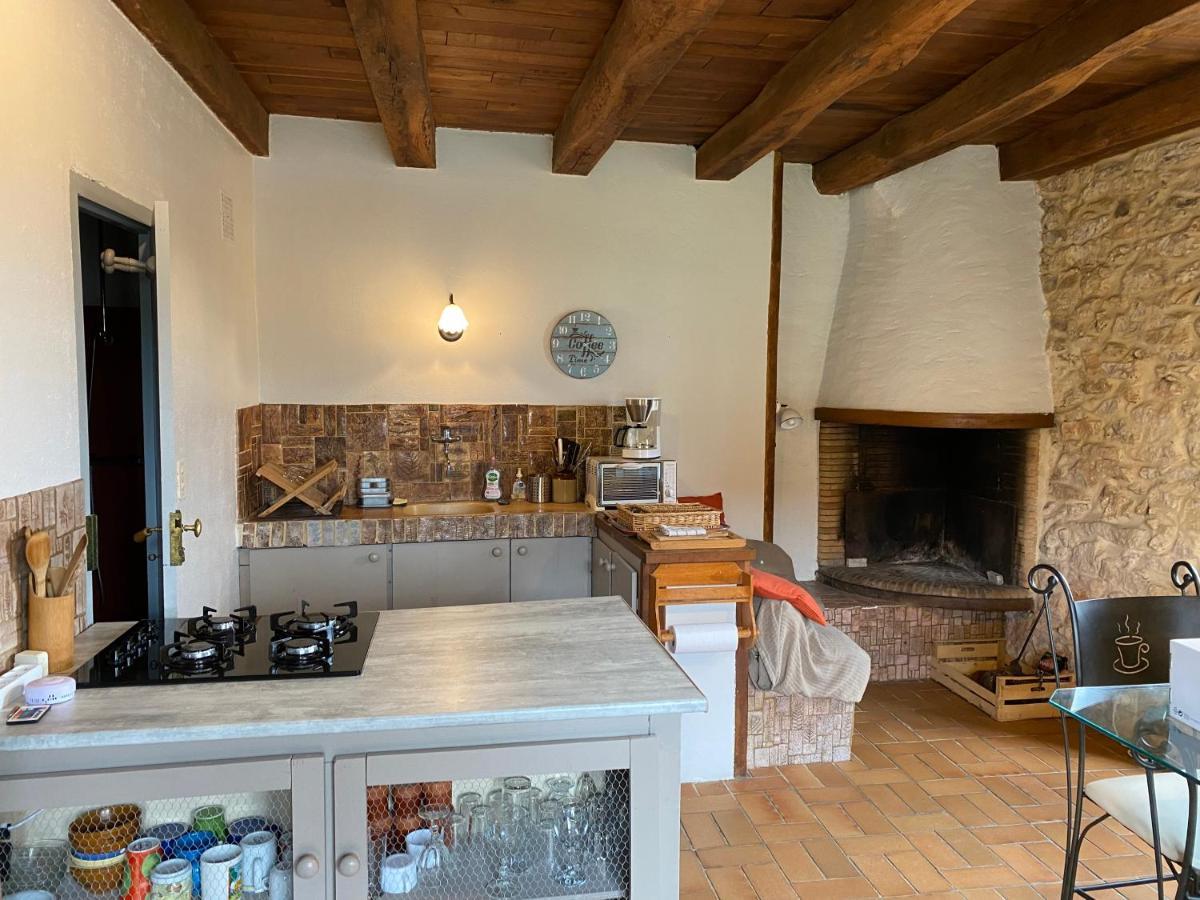Petite Maison En Perigord Noir Plazac Exteriör bild
